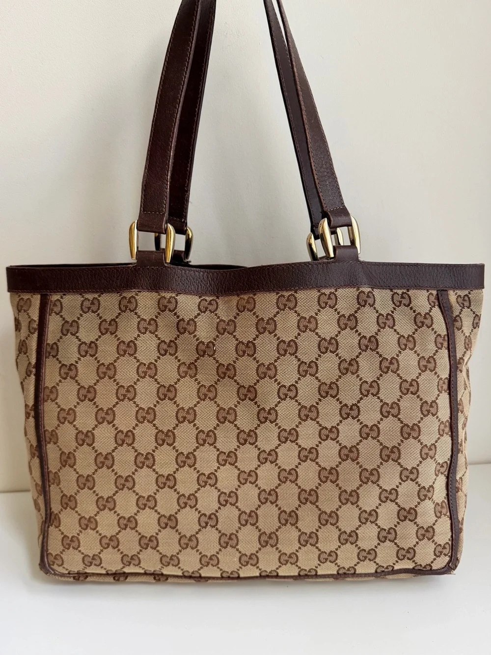 Authentic GUCCI GG Canvas Abbey Pocket Tote bag